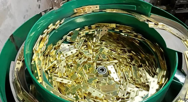 探秘合頁組裝自動化，小零件背后的大科技 |廣有五金&東莞合頁